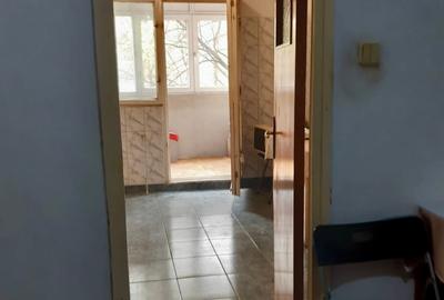 Apartament cu 4 camere semidecomandat în Sebastian - 4