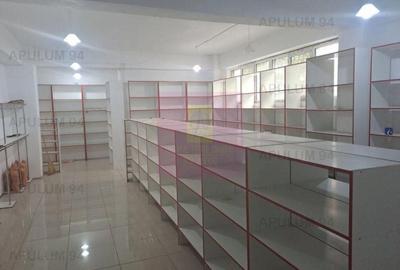 Spațiu comercial, de 163 mp, în Central