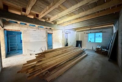 Casă cu 4 camere în Aluniș - 6