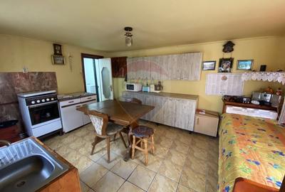 Casă cu 3 camere cu Teren 900 Mp în Laslea - 5