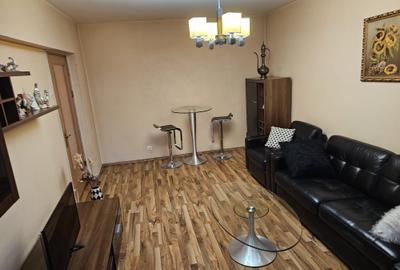 Apartament cu 3 camere decomandat în Colentina - 2