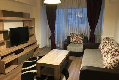 Apartament cu 2 camere semidecomandat, mobilat în Vitan