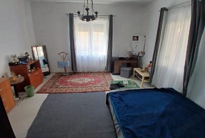 Casă cu Teren 100 Mp în Gara de Nord