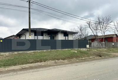 Casă cu 3 camere cu Teren 327 Mp în Lunca Cetățuii - 1