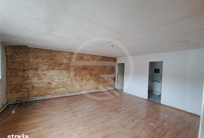 Spațiu comercial, de 400 mp, în Jucu - 2