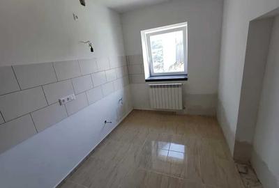 Casă cu 4 camere în Central - 6