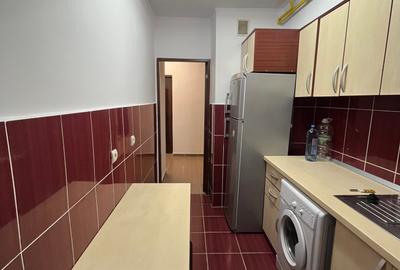Garsonieră decomandată în Nicolina