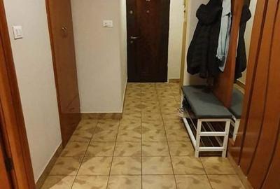 Apartament cu 3 camere decomandat, mobilat în Aurel Vlaicu - 2