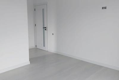 Casă cu 3 camere în Suseni