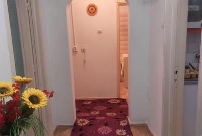 Apartament cu 3 camere decomandat în Central - 1