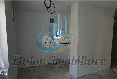 Apartament cu 3 camere decomandat în Calea Romanului