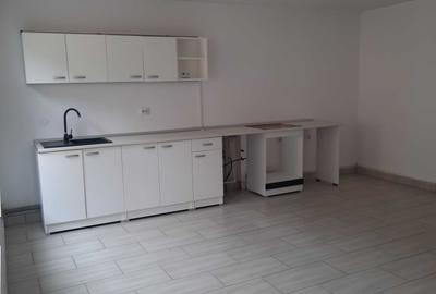 Spațiu comercial, de 100 mp, în Central - 2
