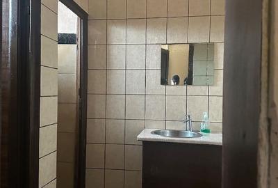 Spațiu comercial, de 150 mp, în Măgureni