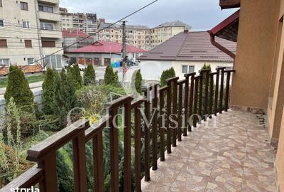 Casă cu 5 camere cu Teren 600 Mp în Central - 11
