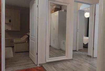 Apartament cu 3 camere decomandat în Central - 1