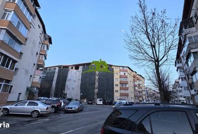 Apartament cu 2 camere decomandat în Cremenari - 17