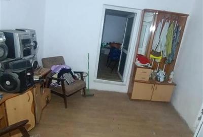 Casă cu 1 camere cu Canalizare în Apollo