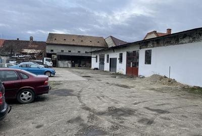 Casă cu 4 camere în Central - 5