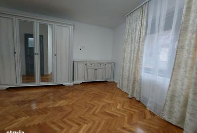 Casă cu 5 camere cu Teren 265 Mp în Platou - 4