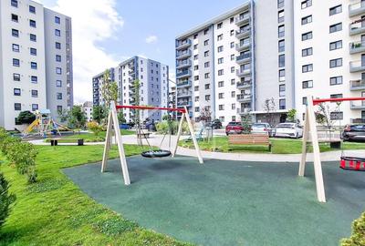 Apartament cu 3 camere decomandat în Tractorul