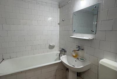 Apartament cu 2 camere decomandat în Crângași