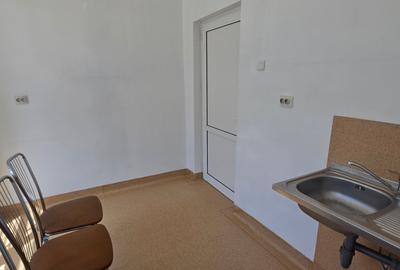 Spațiu comercial, de 90 mp, în Central - 11