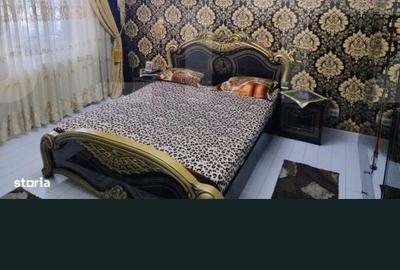 Apartament cu 4 camere decomandat în Doamna Ghica