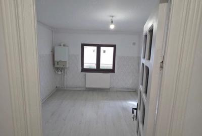Apartament cu 2 camere decomandat în Central - 4