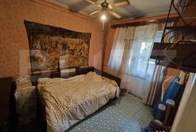 Apartament cu 3 camere semidecomandat în Nufărul