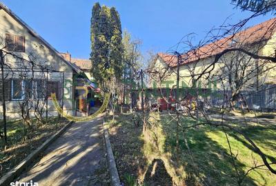 Casă cu 2 camere cu Canalizare în Trei Stejari