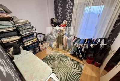 Apartament cu 4 camere decomandat în Mehala