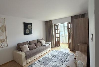 Apartament cu 2 camere decomandat în Torontalului