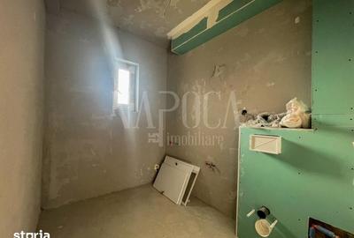 Casă cu 4 camere cu Teren 400 Mp în Florești