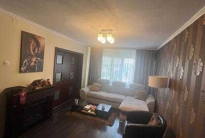 Apartament cu 3 camere în Dacia