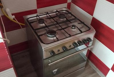 Apartament cu 3 camere decomandat în Patria - 2