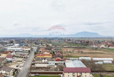 Spațiu comercial, de 766 mp, în Central - 20