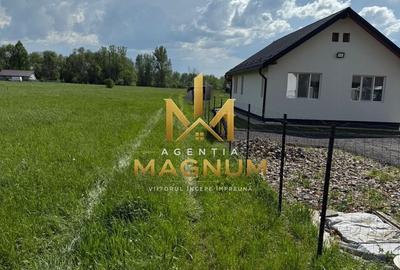 Teren intravilan de 953 mp, în Ocoliș - 2