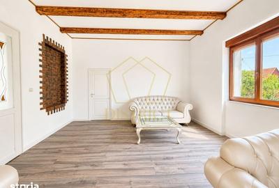 Casă cu 5 camere cu Teren 2890 Mp în Traian Vuia - 3
