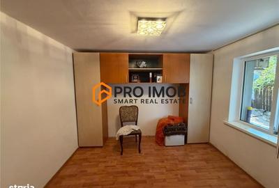 Casă cu 3 camere decomandat în Băceni
