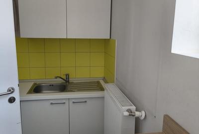 Spațiu comercial, de 90 mp, în Florilor