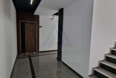 Apartament cu 3 camere decomandat în Vest - 2