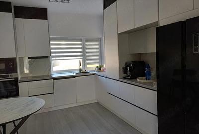 Casă cu Teren 500 Mp în Central - 4