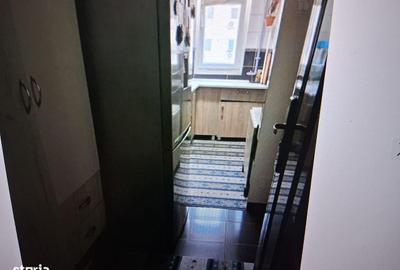 Apartament cu 2 camere semidecomandat în Pantelimon