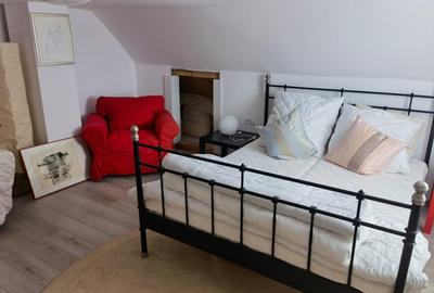 Casă cu 5 camere cu Teren 690 Mp în Gărâna - 8