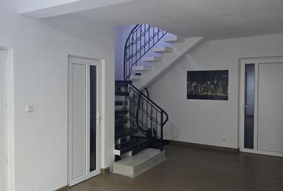 Casă cu 4 camere în Ideciu de Jos - 2
