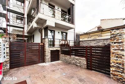 Apartament cu 2 camere decomandat în Grivița