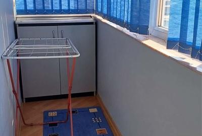 Apartament cu 3 camere în Decebal