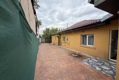 Casă individuală cu 4 camere cu Canalizare în Central