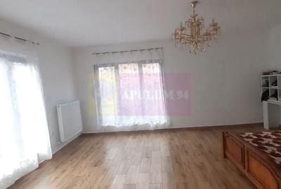 Casă individuală cu 5 camere cu Canalizare în Mihai Bravu - 4