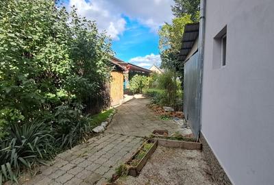 Casă individuală cu 6 camere cu Teren 580 Mp în Central - 21